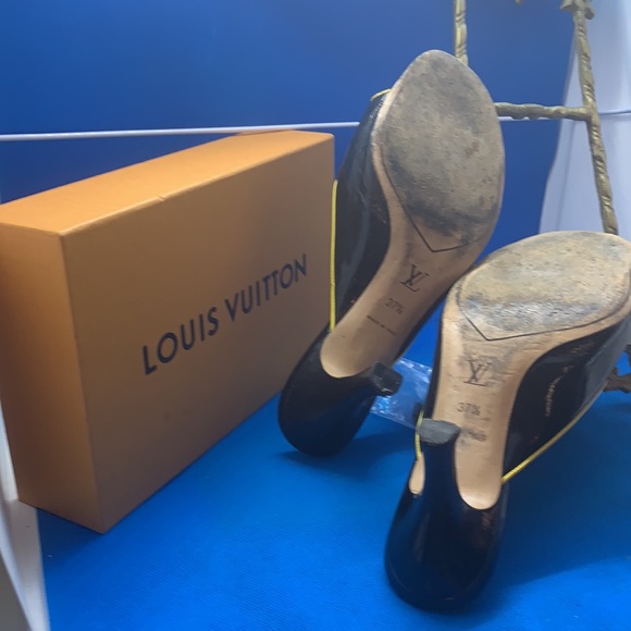 LOUIS VUITTON Leather Flower Patterm Open-Toe Mule Sandals EUR 37 1/2 - Picture 11 of 16